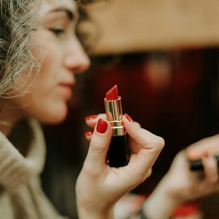 Mascara waterproof : trouvez votre allié beauté pour des cils parfaits